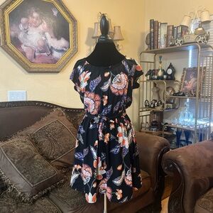 LC Lauren Conrad Women dress size M